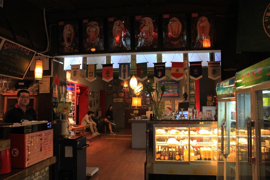 Beijing Sanlitun Hostel Bagian luar foto